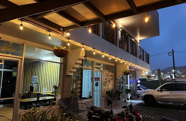 Regina Hotel