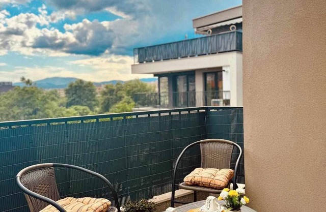 Regina's 2 bedroom apartment in Blagoevgrad Center near AUBG
