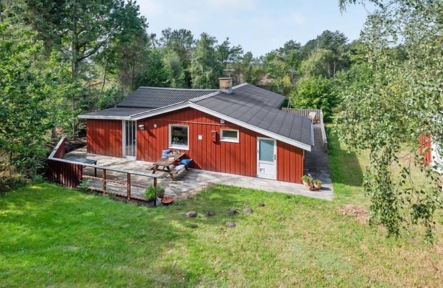 "Reika" - 1km from the sea by Interhome