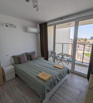 Reina Apartment- next to Sofia zoo and close to Mall Paradise