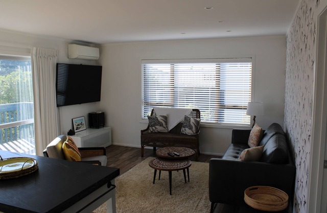 Relax and enjoy your time with us at our modern Maraetai Beach house