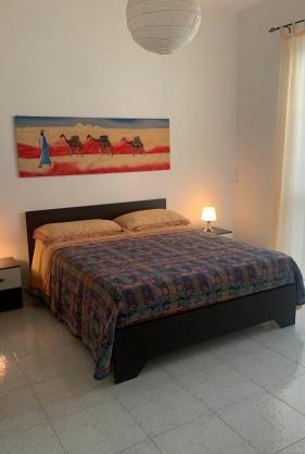 RELAX HOUSE