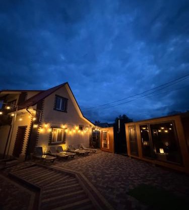 Relax House Zviahel