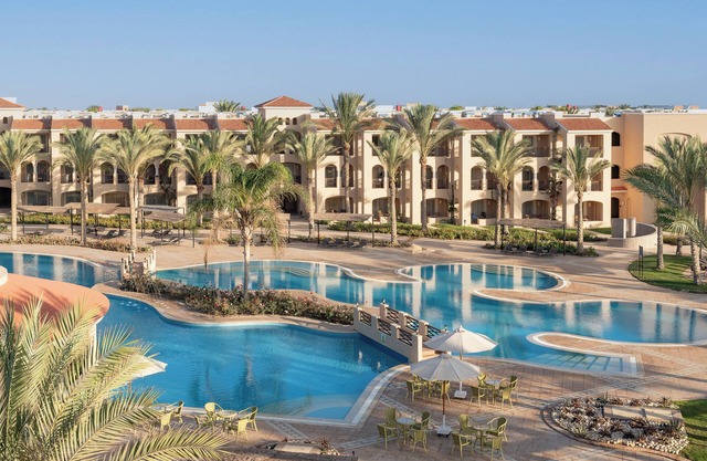 Relax in a Spacious Room by the Shoreline - Direct Access to Almaza Bay Beach
