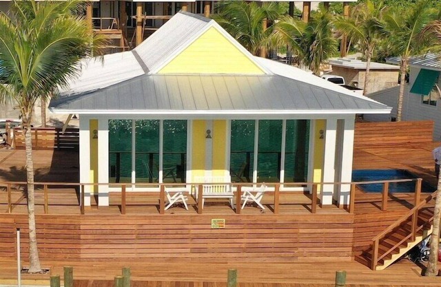 Relax in this summer night inspired villa