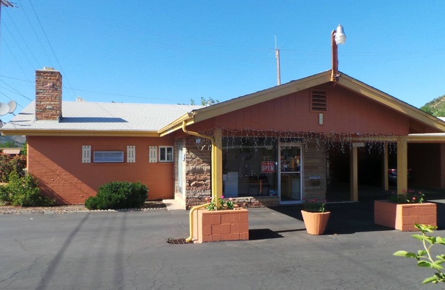 Relax Inn of Yreka