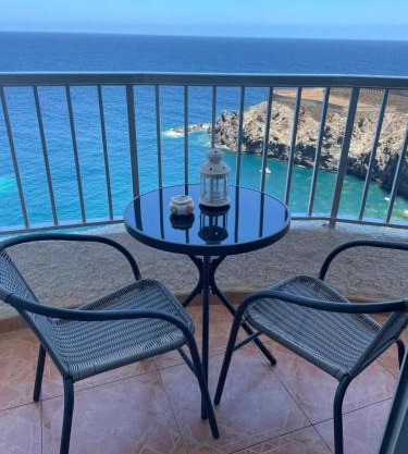 Relax Monís Incredible Ocean Views