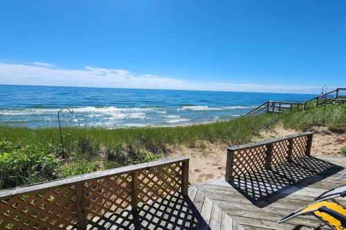 Relax on Lake Michigan at Reagan's Landing