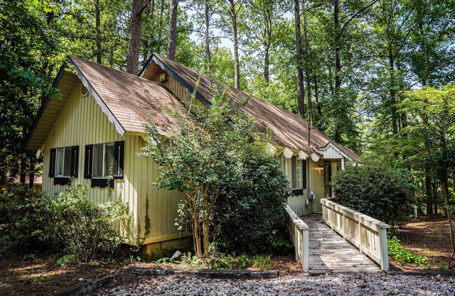 Pine Mountain Club Chalets - Tres habitaciones frente al lago # 73 - Se aceptan mascotas