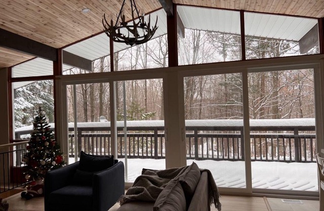 Relax+Sauna+Hot tub+Cozy space+Water view
