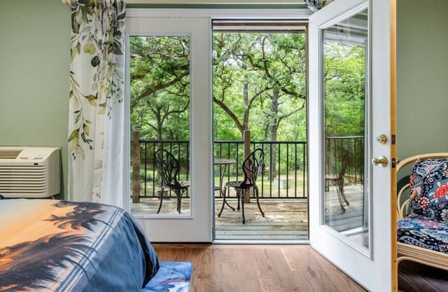 Relax @ the 5beds Woodland vacation Home in Oak Point/Frisco