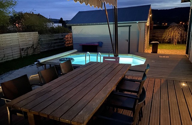 RELAXATION AND DISCOVERY spa and swimming pool pets welcome