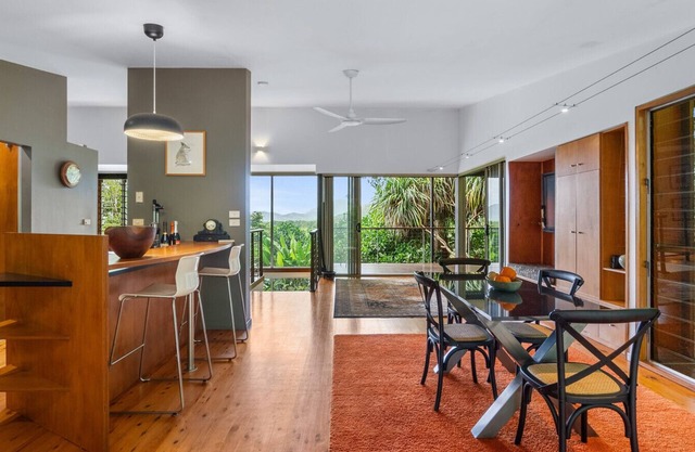 Relaxed Luxury with Stunning Pyramid Views & Private Pool