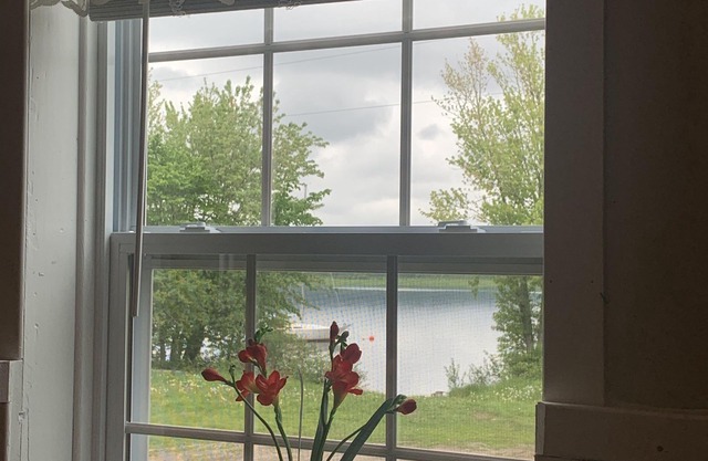 Relaxed vacation with 4 bedrooms on the beautiful Saint John River