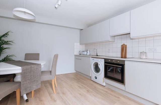 Relaxing 1BD Flat With a Roof Terrace - Portobello