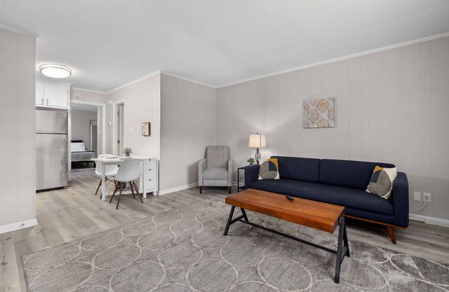 Relaxing 1BR Near Duke~Peaceful Stay Just 3 Mins to Campus, Food & More