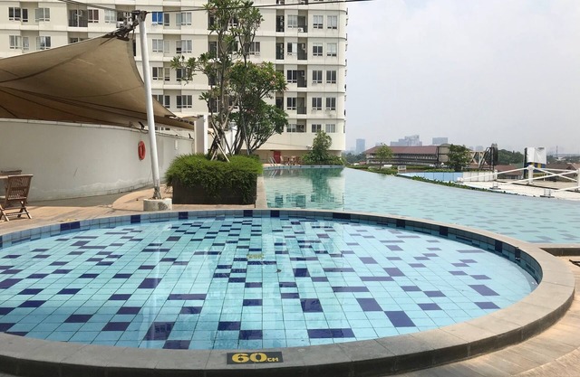 Relaxing And Homey 2Br Cinere Bellevue Suites Apartment