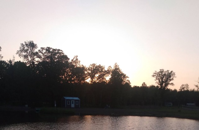 Relaxing cabin in family campground