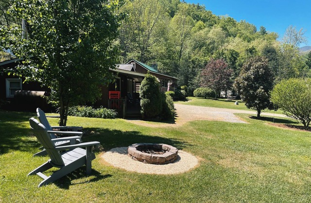 Relaxing country cabin near the Blue Ridge Parkway