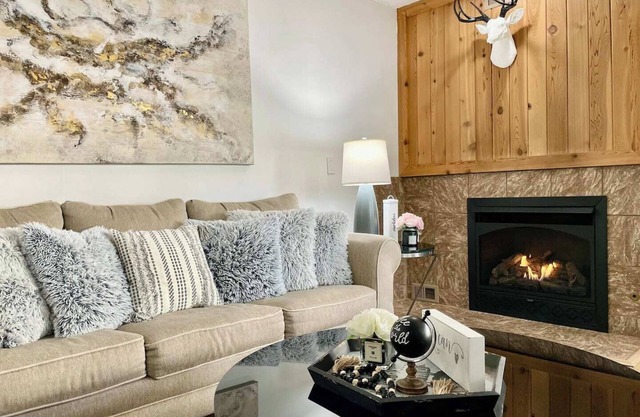 Relaxing Dog Friendly Resort Condo – Pool, Sauna & Year-Round Fun!