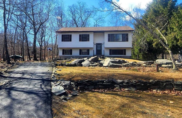Relaxing getaway in the Poconos, for family and friends.