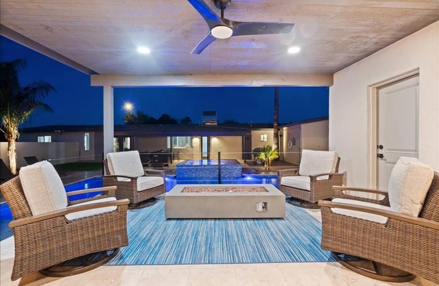 Relaxing Getaway: Refreshed 5BR Retreat