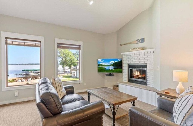 Relaxing Gull Lake Waterside Retreat with Boat Rentals | Nisswa, MN