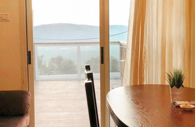 Relaxing mountain view haven