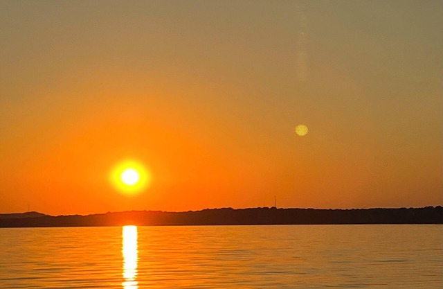 Relaxing, quiet, brand new retreat on wonderful Lake Eufaula, Oklahoma.