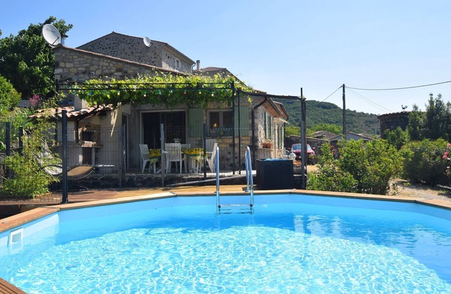 Casa de vacaciones tranquila con piscina