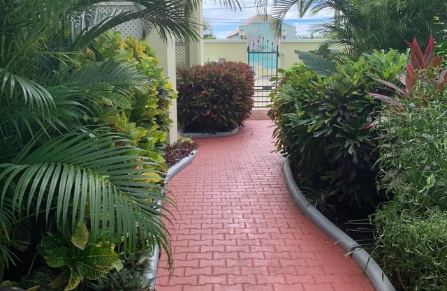 Relajante Costa Sur de un (1) dormitorio Alquiler pasos de playas y paseo marítimo