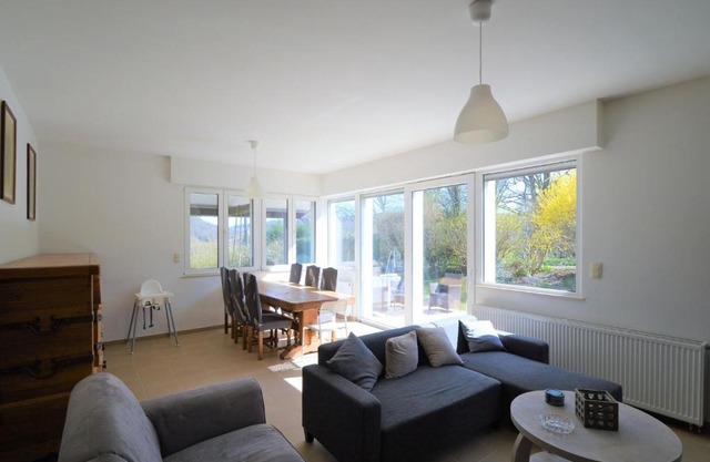 Relaxing Villa in Namur with Fenced Garden