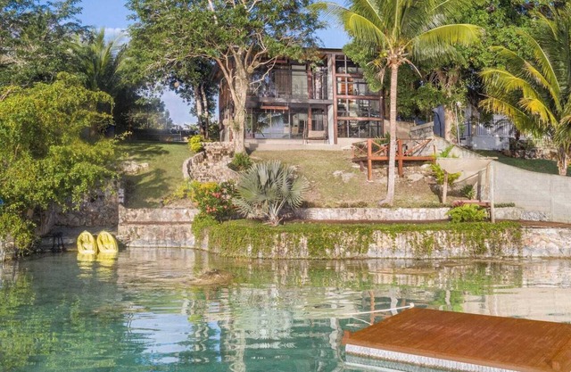 Casa Villa Real... ¡tu refugio con acceso directo y vistas impresionantes a la laguna!