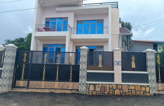 Remarkable 3-bed House in Kigali
