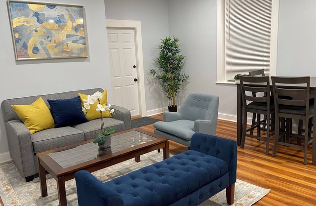 Remodeled Spacious Apartment in Perfect Location