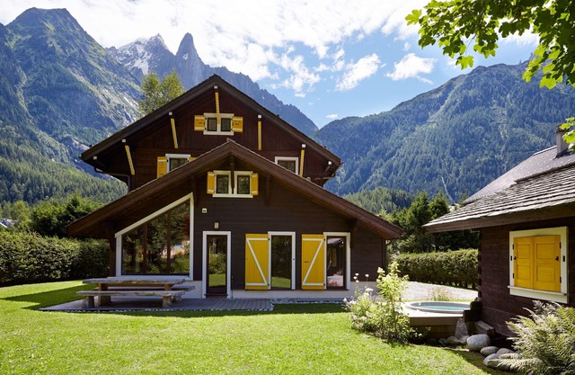 Remodelled historical chalet with spectacular views