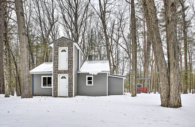 Remote Michigan Retreat on 10 Acres w/ Grill!