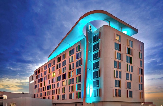 Renaissance Edmonton Airport Hotel