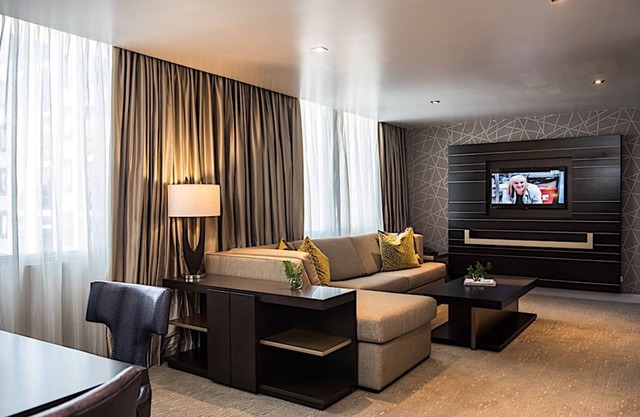 Renaissance Panama City Hotel