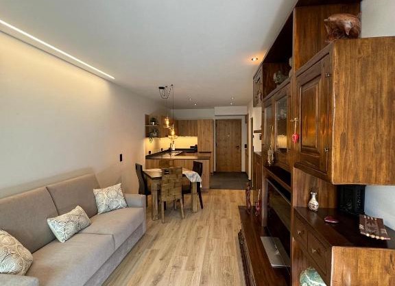 Renesmee Apartment