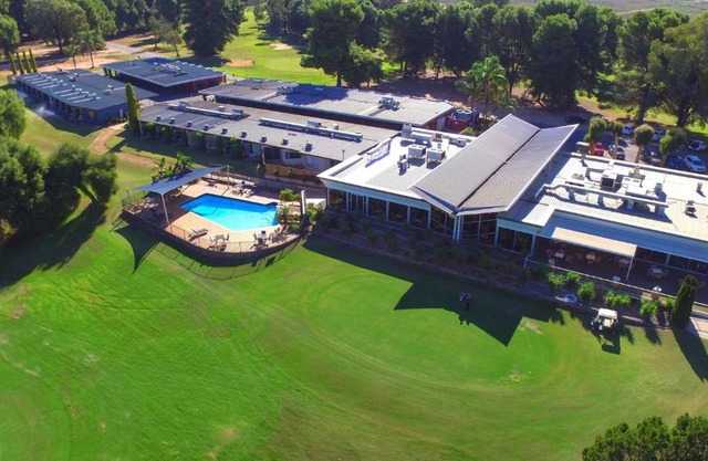 Renmark Country Club