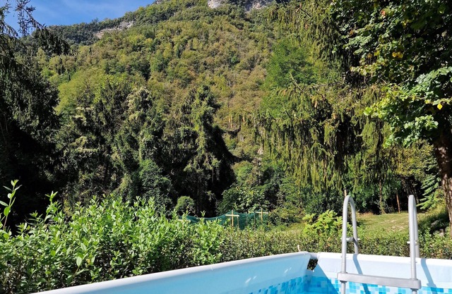 Renovated Barn Apartment, Private Pool, Amazing Walking Routes, Near Restaurant