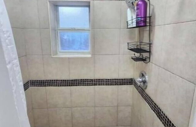 Renovated College Park 3/2 Sleeps10 close to WP