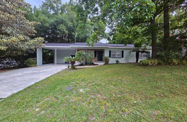 Renovated contemporary home centrally located