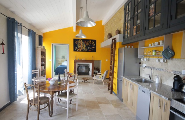 Renovated cottage with private pool