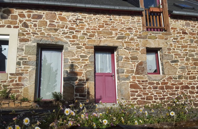 casa de pescadores en Loguivy desde el mar