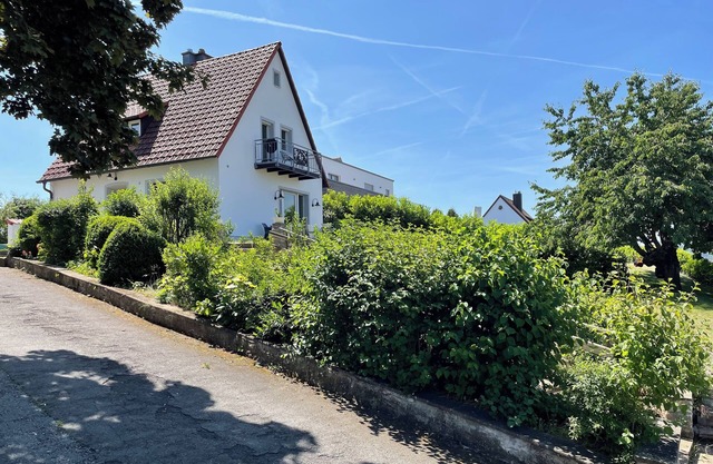 Renovated historic detached house with panoramic views over Bayreuth