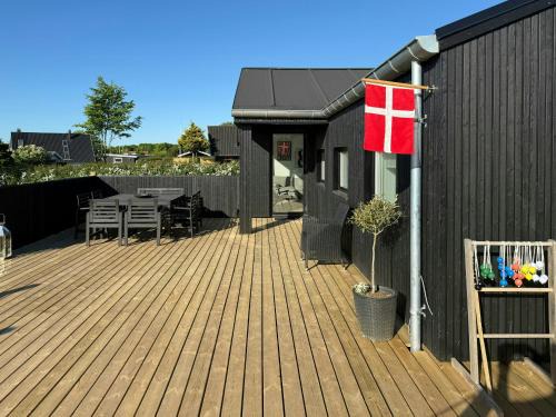 Renovated Holiday Home With Sea View In Skåstrup