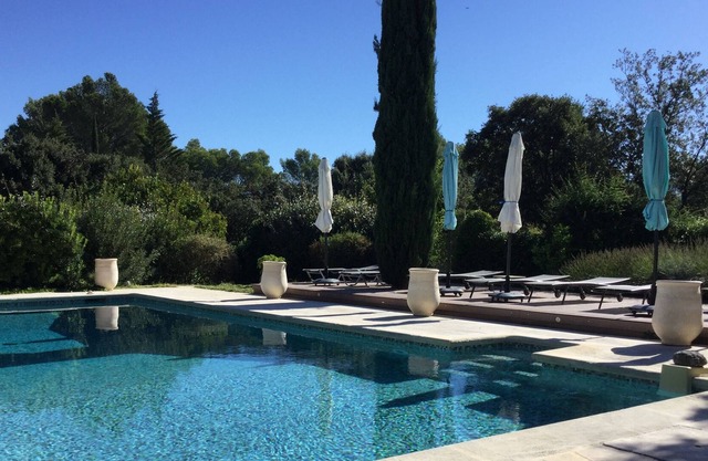 Casa reformada en el centro de la colina Luberon con piscina privada