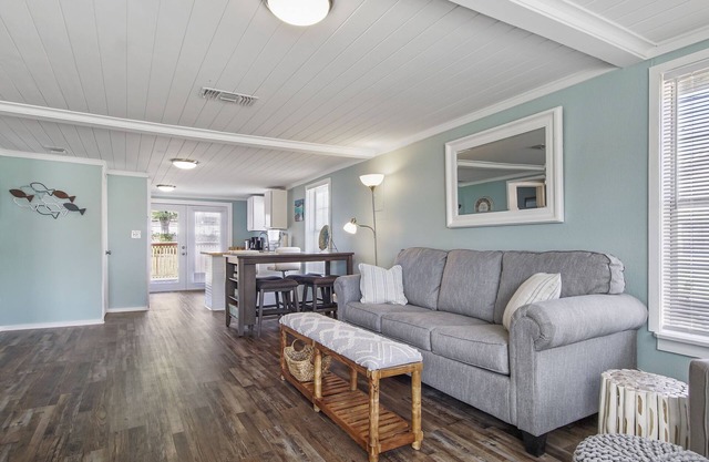 Renovated house in Eastern Panama City, near Tyndall Air Force Base & PCB